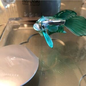 SWAROVSKI RETIRED SILVER CRYSTAL GREEN SIAMESE FIGHTING FISH